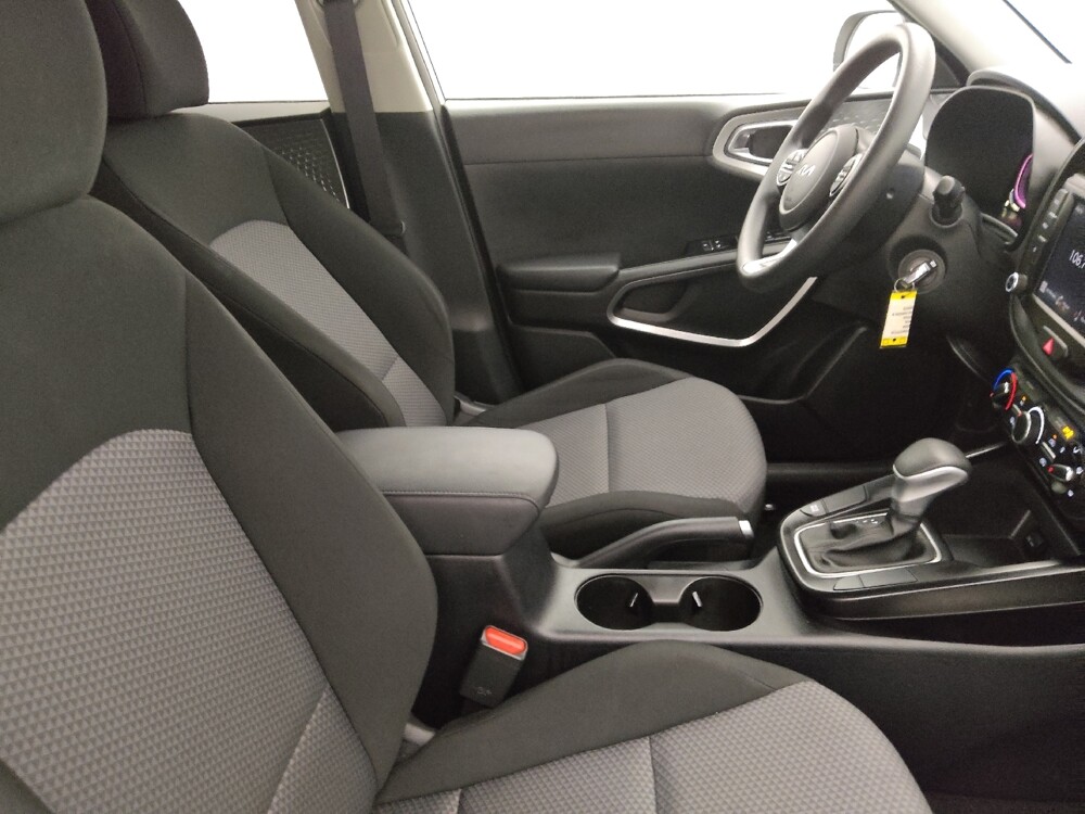 2024 Kia Soul in Macon, GA 31210 - 18102585 21