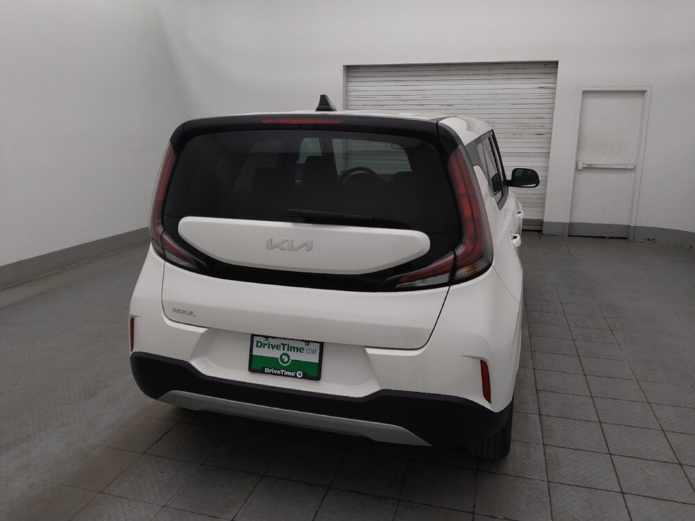 2024 Kia Soul in Macon, GA 31210 - 18102585 7