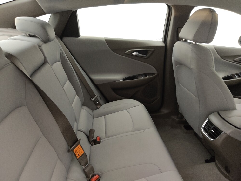 2023 Chevrolet Malibu in Tallahassee, FL 32304 - 18102587 19