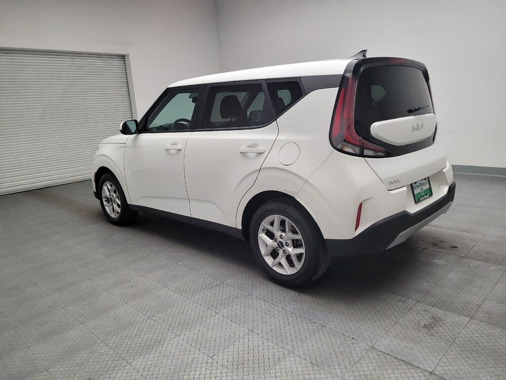 2024 Kia Soul in Downey, CA 90241 - 18102605 5