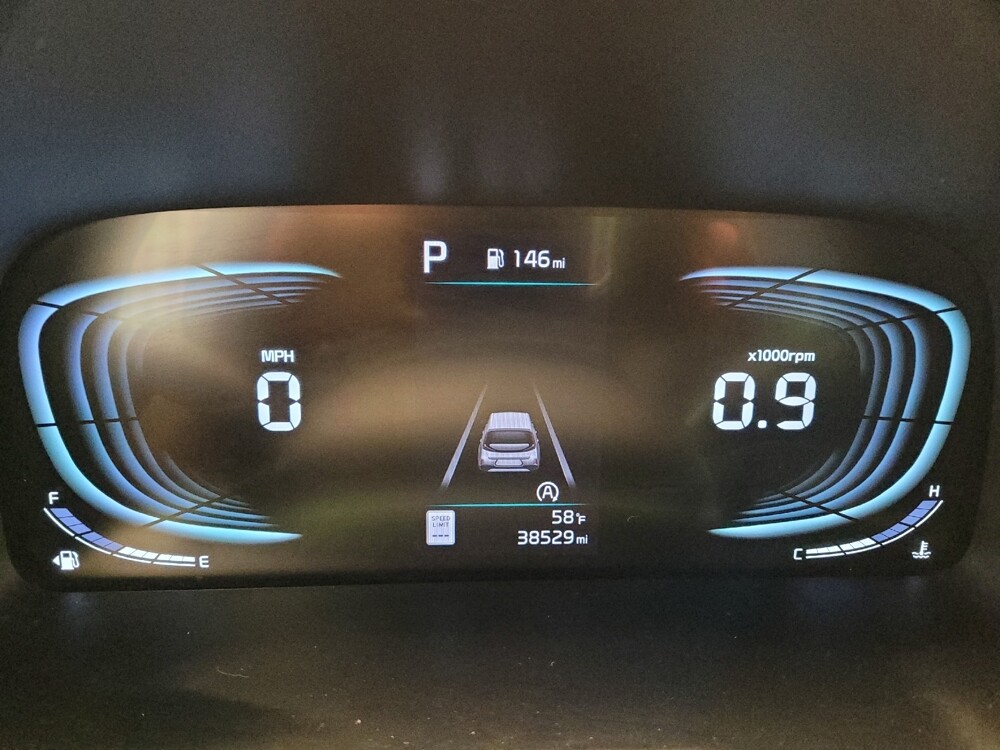 2024 Kia Soul in Downey, CA 90241 - 18102605 23