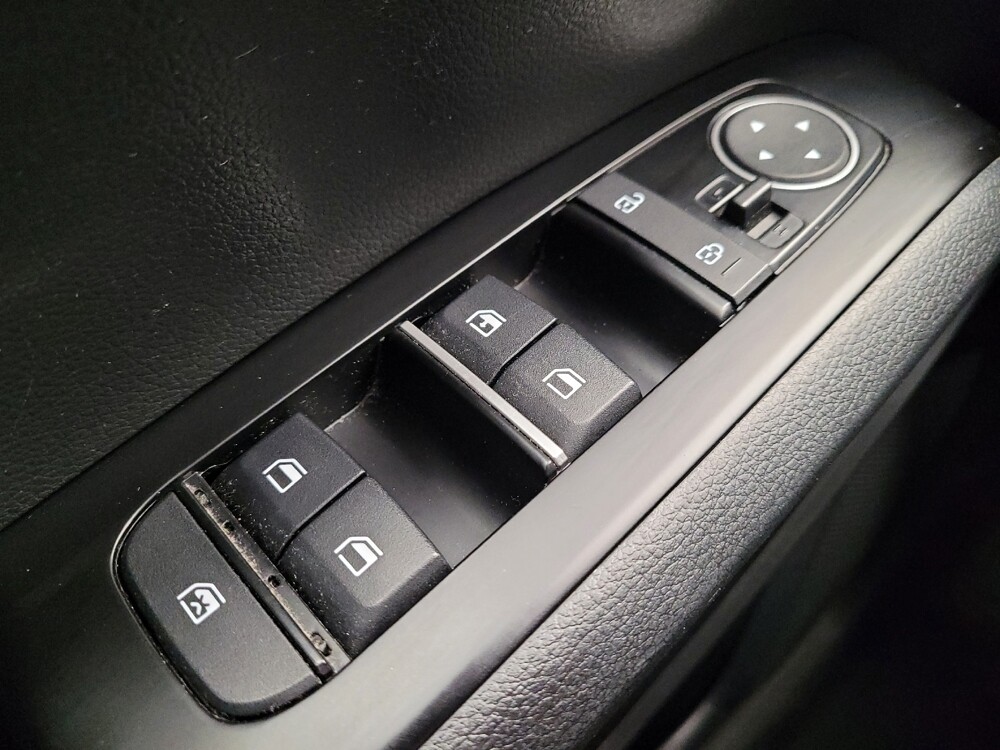 2024 Kia Soul in Downey, CA 90241 - 18102605 27