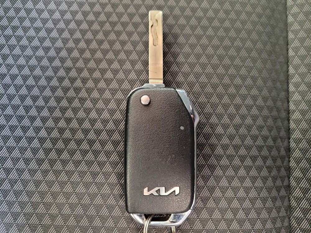 2024 Kia Soul in Downey, CA 90241 - 18102605 32