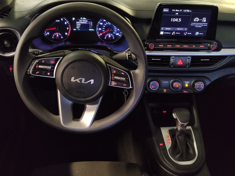 2023 Kia Forte in Clearwater, FL 33764 - 18102613 22