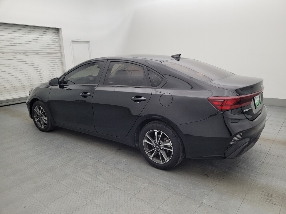 2023 Kia Forte in Clearwater, FL 33764 - 18102613 3