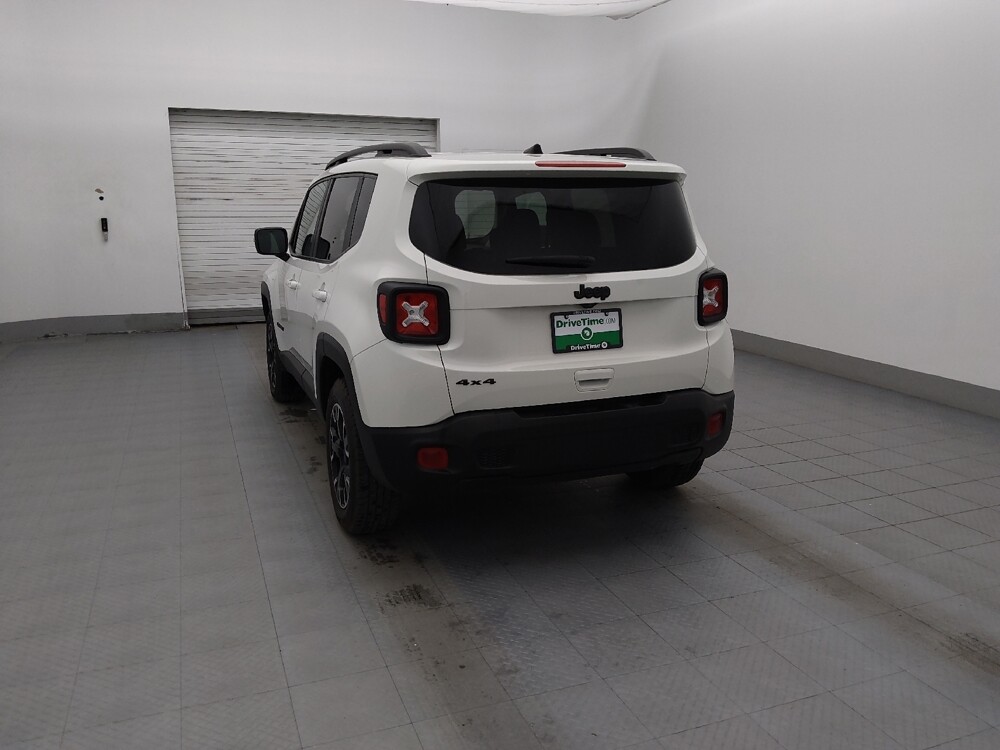 2023 Jeep Renegade in Fort Myers, FL 33907 - 18102646 6