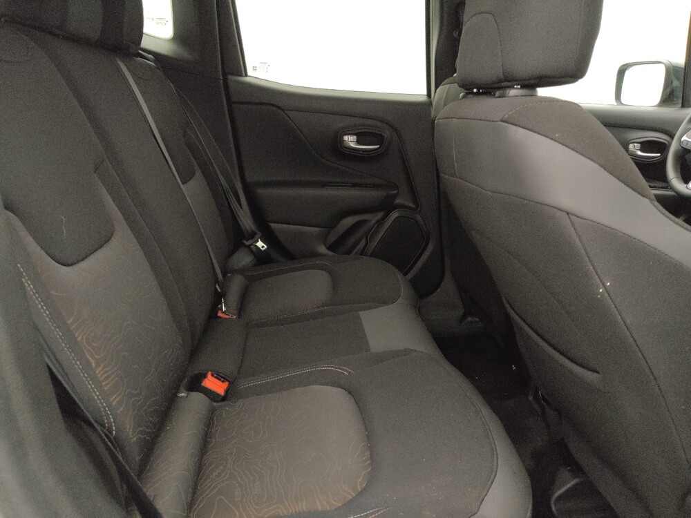 2023 Jeep Renegade in Fort Myers, FL 33907 - 18102646 19