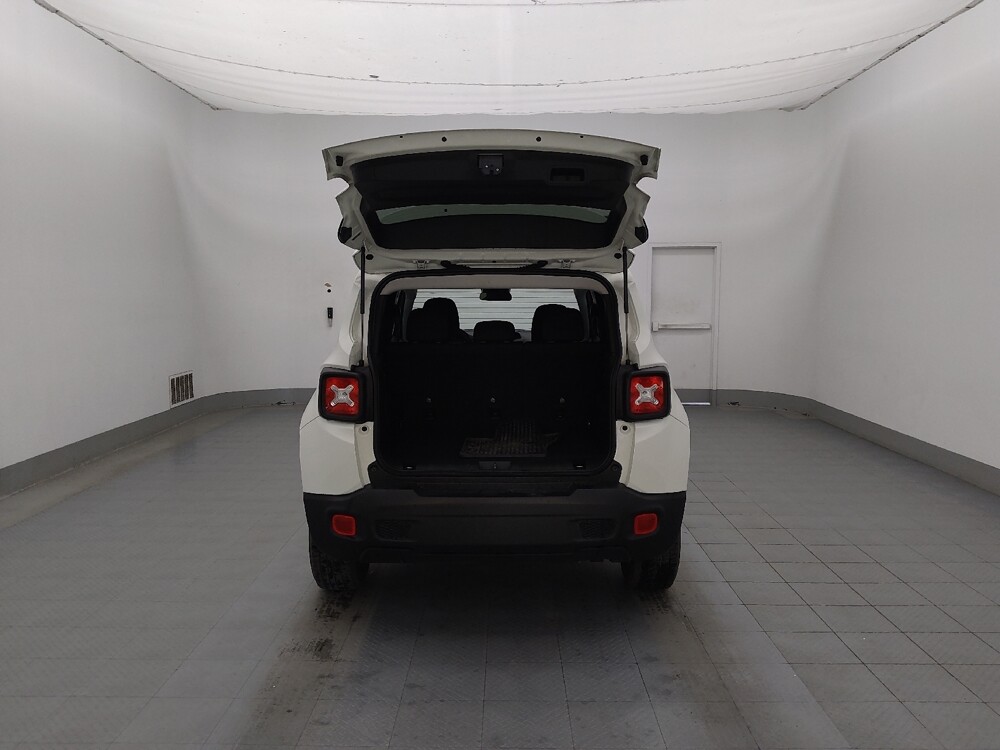 2023 Jeep Renegade in Fort Myers, FL 33907 - 18102646 29