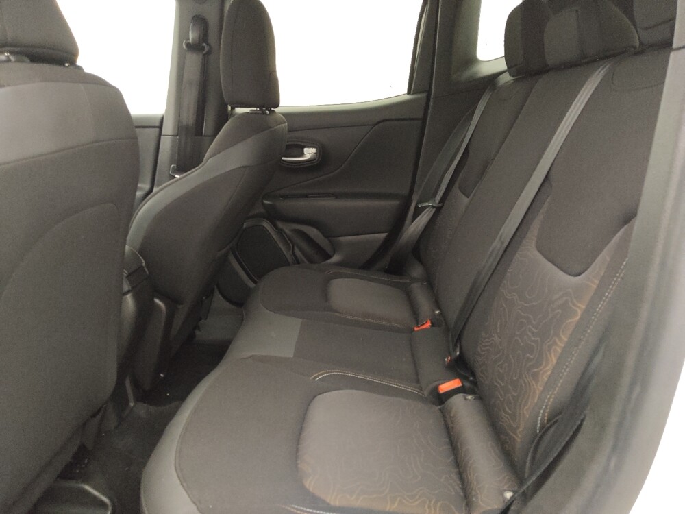 2023 Jeep Renegade in Fort Myers, FL 33907 - 18102646 18