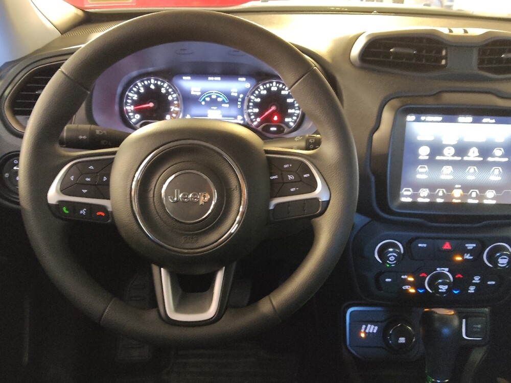 2023 Jeep Renegade in Tampa, FL 33619 - 18102647 22