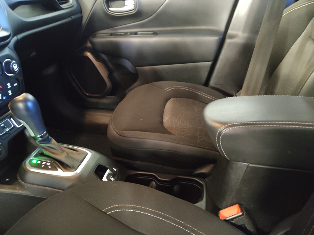 2023 Jeep Renegade in Tampa, FL 33619 - 18102647 26