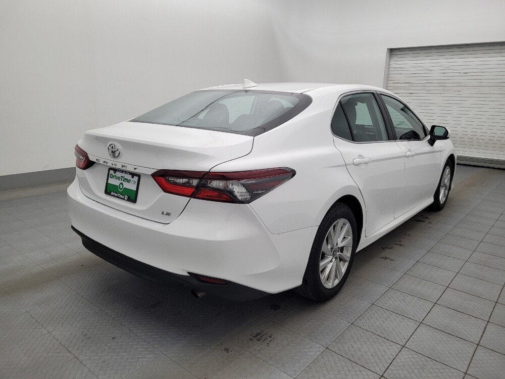 2024 Toyota Camry in Tampa, FL 33612 - 18102651 9