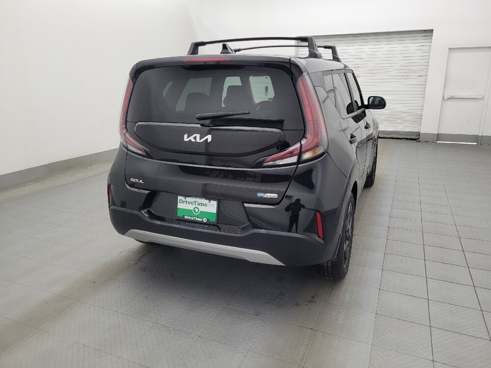 2023 Kia Soul in Tallahassee, FL 32304 - 18102663 7