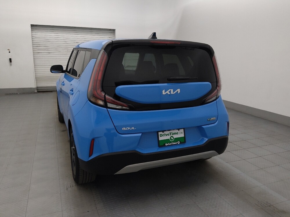 2024 Kia Soul in Columbus, GA 31909 - 18102667 6