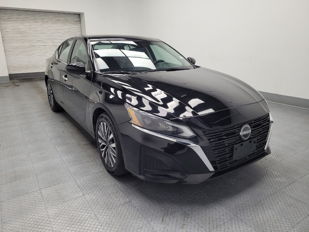 2023 Nissan Altima in Las Vegas, NV 89102 - 18102682 13