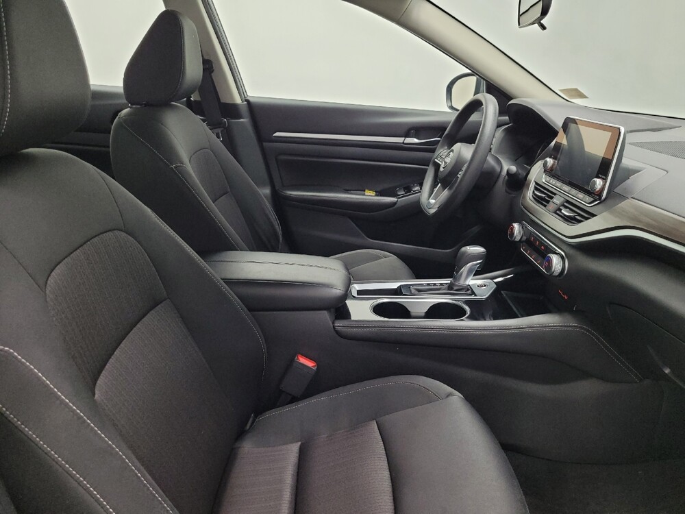 2023 Nissan Altima in Las Vegas, NV 89104 - 18102684 21