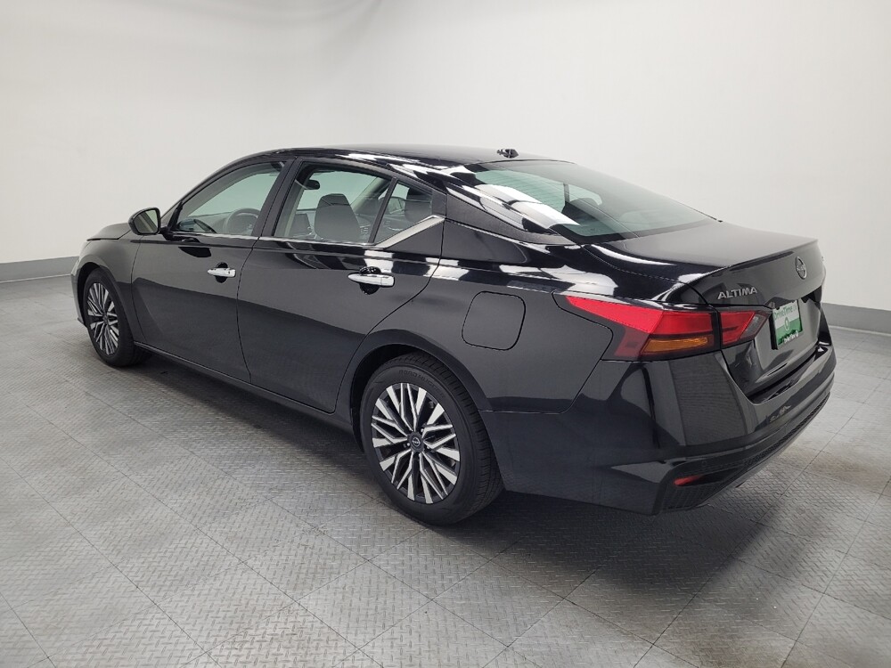 2023 Nissan Altima in Las Vegas, NV 89102 - 18102685 3