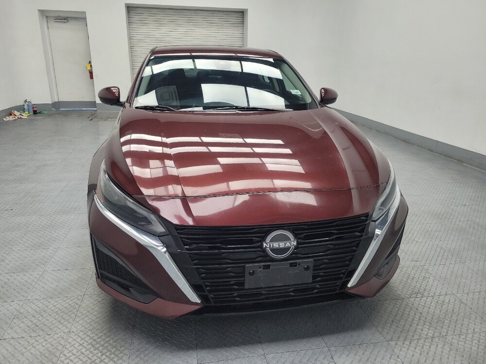 2023 Nissan Altima in Las Vegas, NV 89104 - 18102689 14