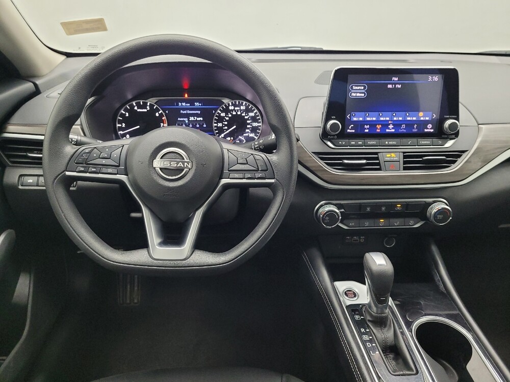 2023 Nissan Altima in Las Vegas, NV 89104 - 18102691 22