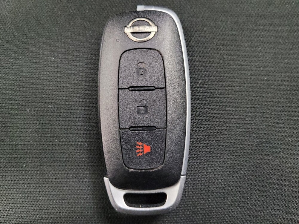 2023 Nissan Rogue in Las Vegas, NV 89102 - 18102706 32