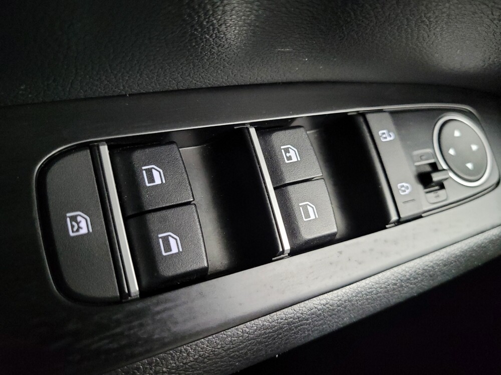 2023 Kia Soul in Las Vegas, NV 89104 - 18102710 27