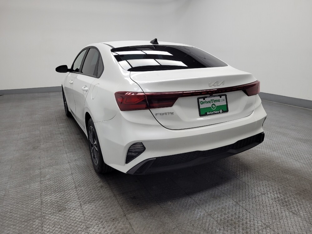 2024 Kia Forte in Las Vegas, NV 89104 - 18102713 5