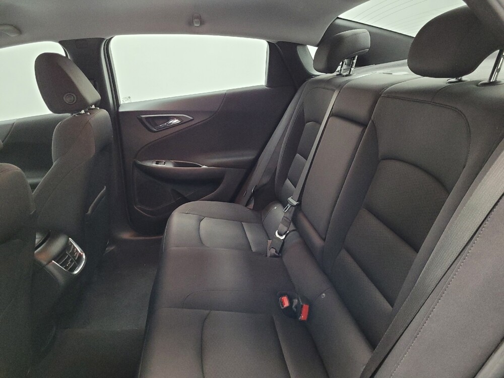 2023 Chevrolet Malibu in Las Vegas, NV 89104 - 18102715 18