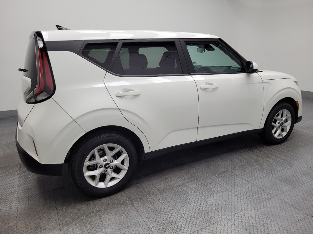 2023 Kia Soul in Las Vegas, NV 89104 - 18102722 10