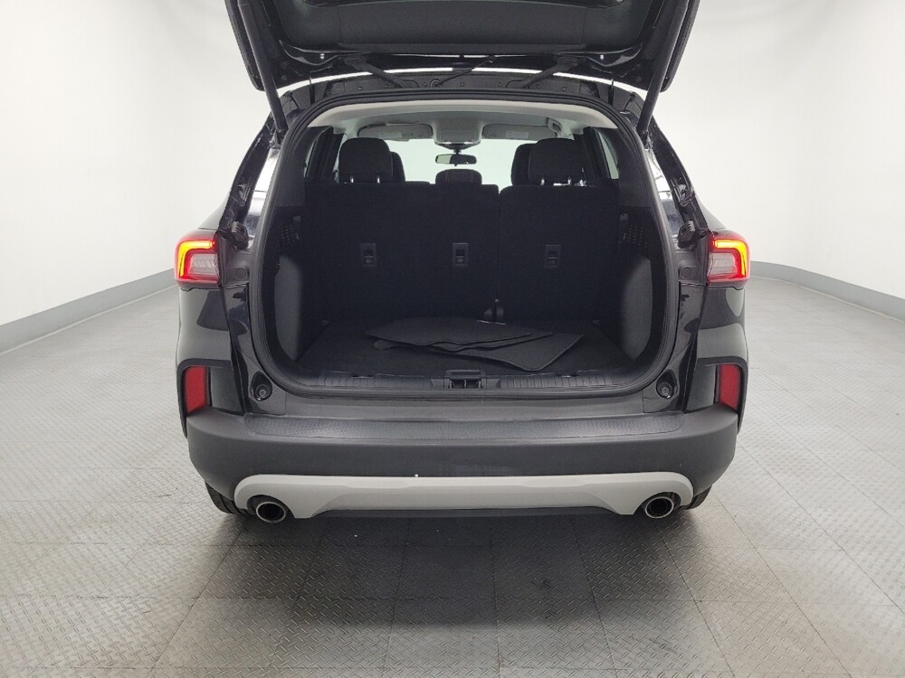 2023 Ford Escape in Las Vegas, NV 89104 - 18102724 29