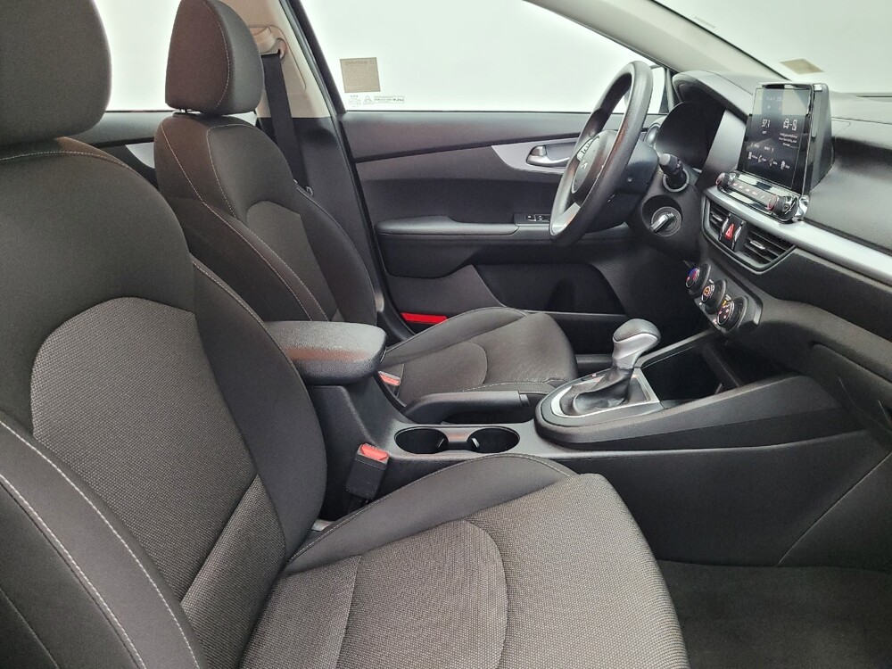 2023 Kia Forte in Las Vegas, NV 89102 - 18102725 21