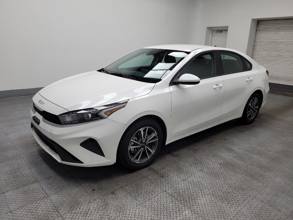 2023 Kia Forte in Las Vegas, NV 89104 - 18102731 2