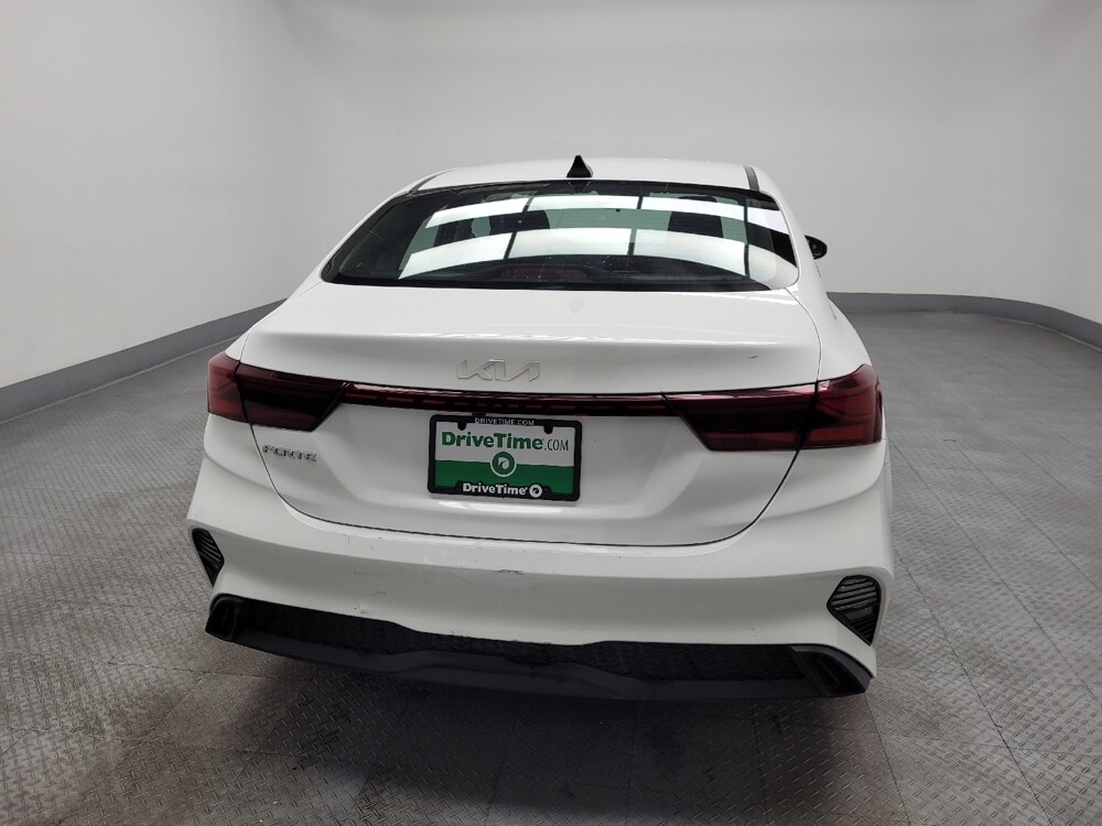 2023 Kia Forte in Las Vegas, NV 89104 - 18102731 7