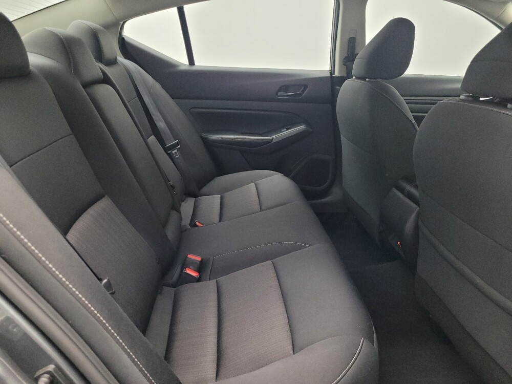 2024 Nissan Altima in Gainesville, FL 32609 - 18102770 19