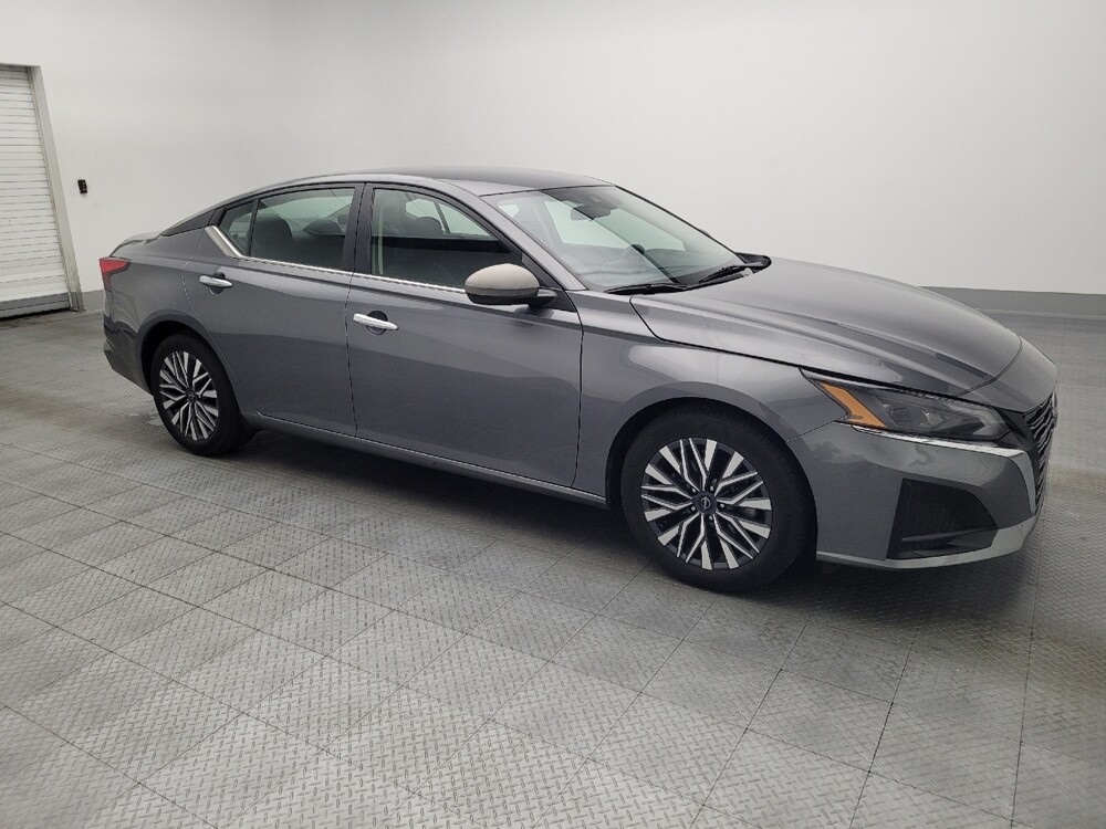 2024 Nissan Altima in Gainesville, FL 32609 - 18102770 11