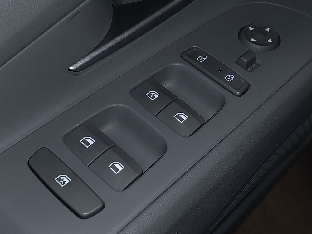 2023 Hyundai Elantra in Jacksonville, FL 32210 - 18102799 27