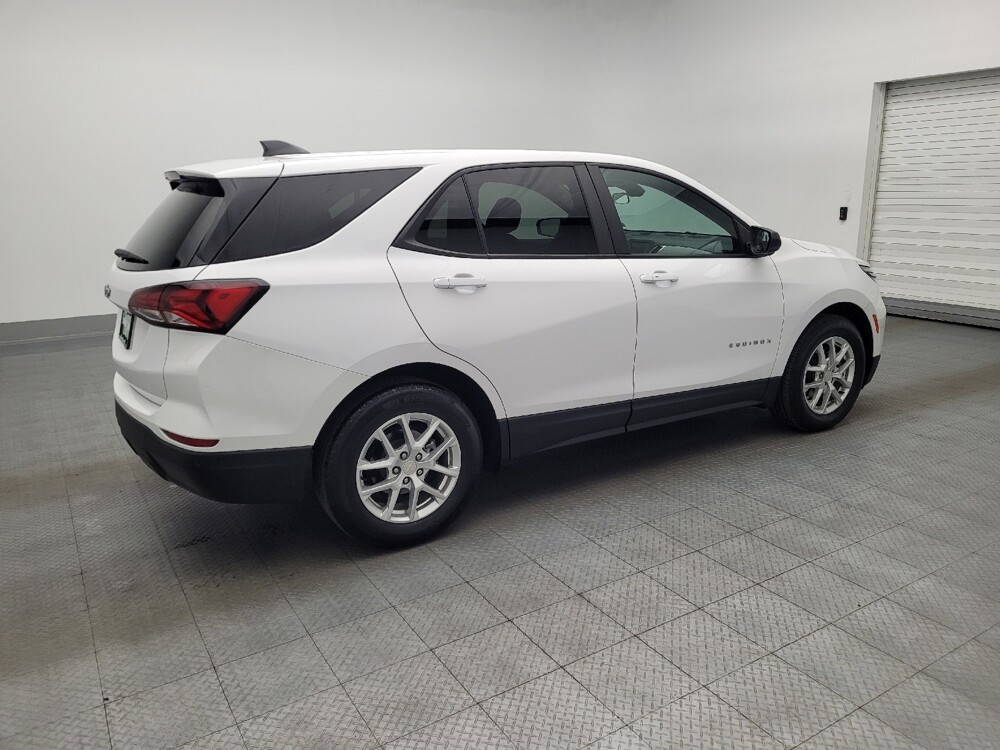 2023 Chevrolet Equinox in Jacksonville, FL 32225 - 18102800 10