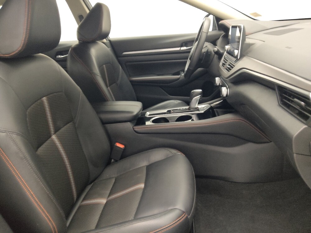 2024 Nissan Altima in Lauderdale Lakes, FL 33313 - 18102804 21