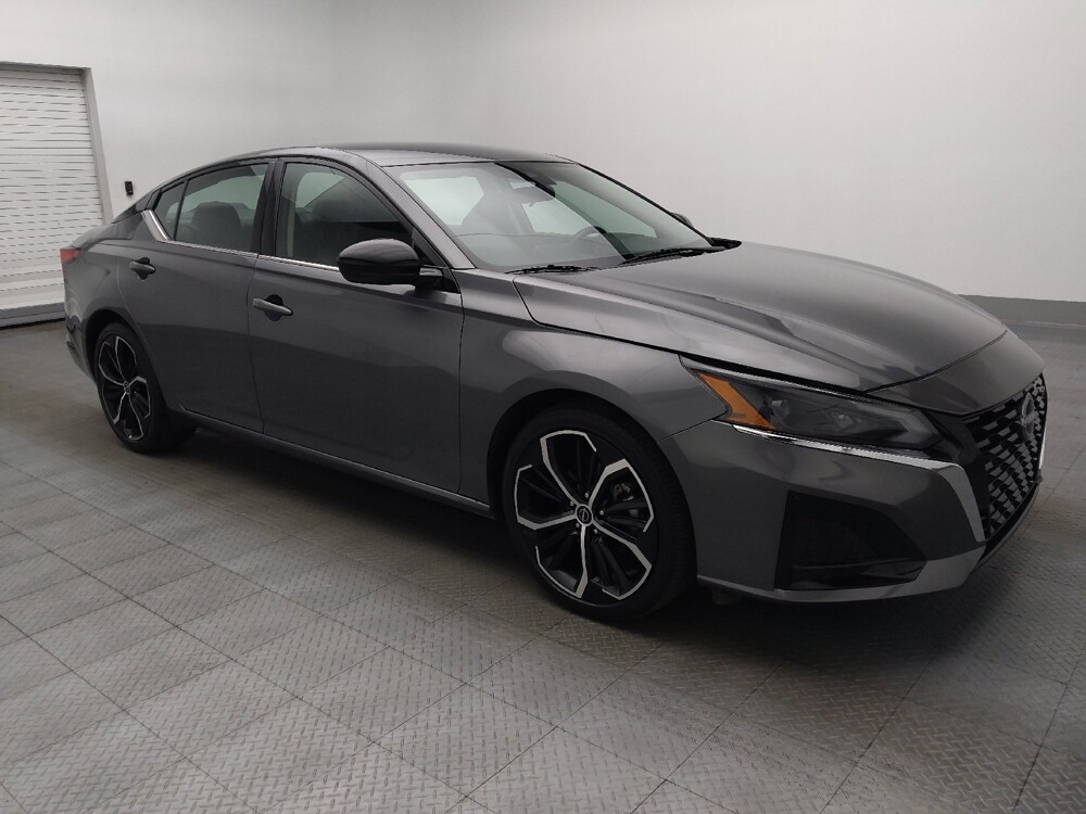 2024 Nissan Altima in Lauderdale Lakes, FL 33313 - 18102804 11