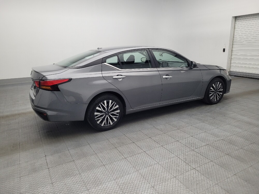 2024 Nissan Altima in Jacksonville, FL 32210 - 18102819 10