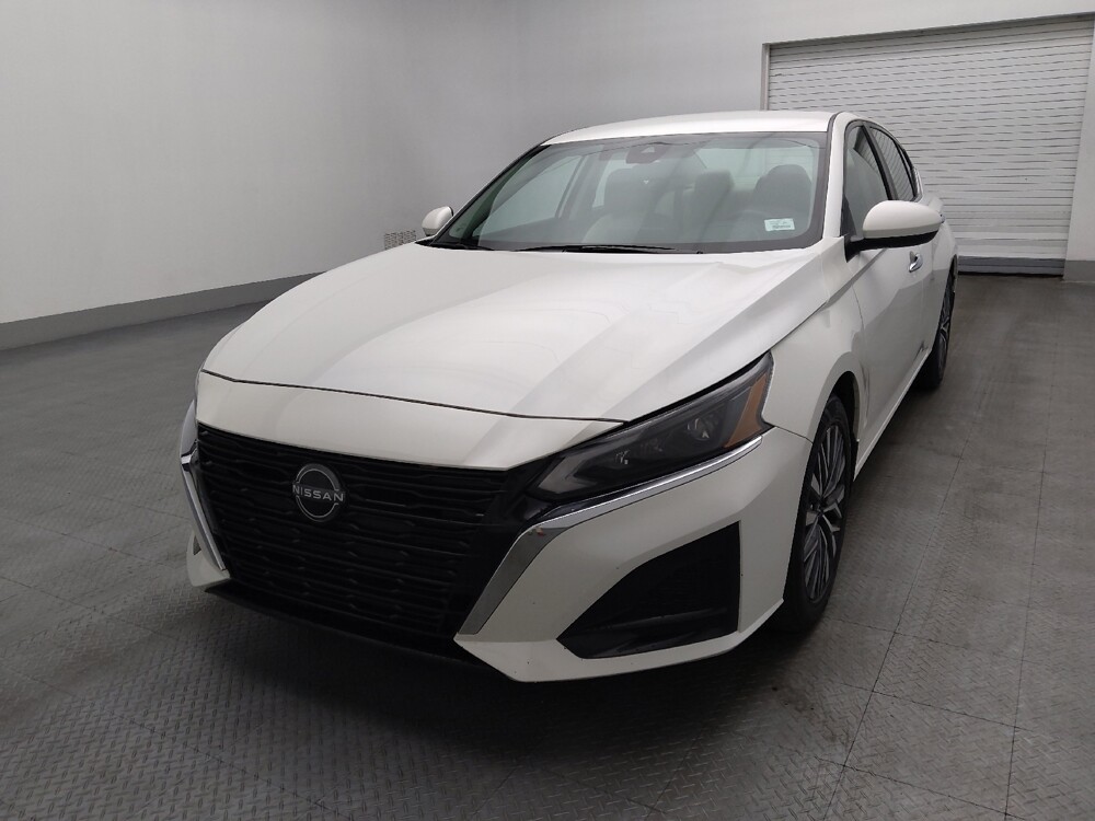 2023 Nissan Altima in Lauderdale Lakes, FL 33313 - 18102820 15