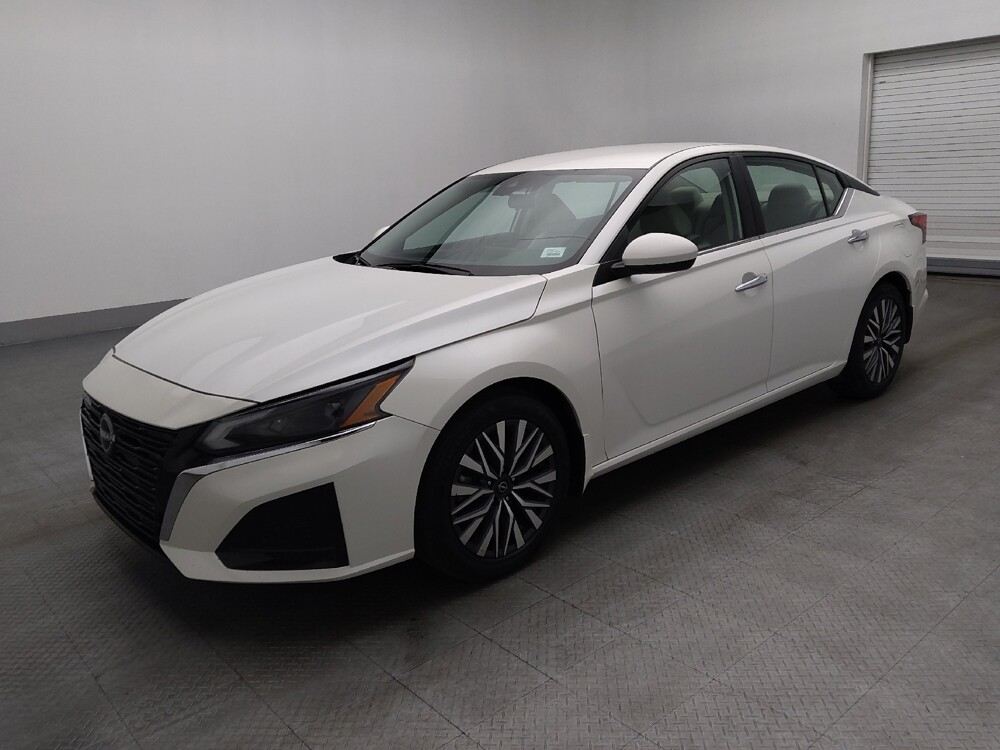 2023 Nissan Altima in Lauderdale Lakes, FL 33313 - 18102820 2