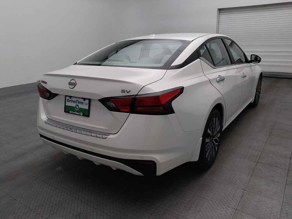 2023 Nissan Altima in Lauderdale Lakes, FL 33313 - 18102820 9