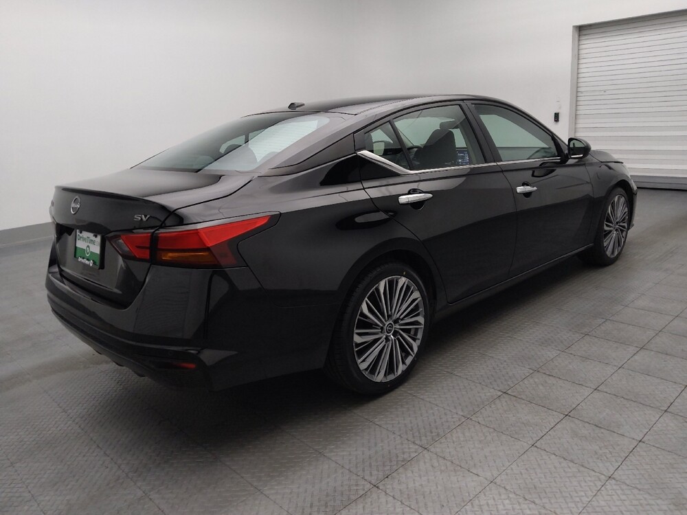 2024 Nissan Altima in Kissimmee, FL 34744 - 18102837 10