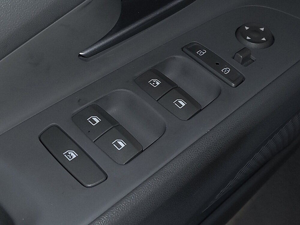 2023 Hyundai Elantra in Jacksonville, FL 32210 - 18102840 27