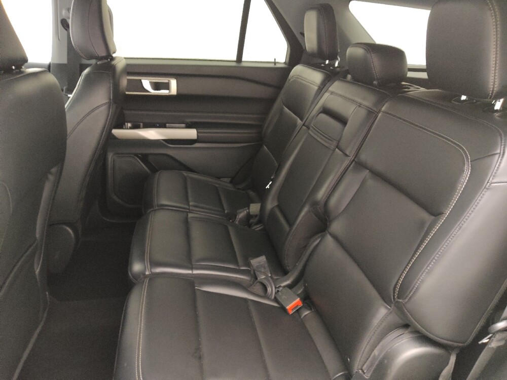 2023 Ford Explorer in Knoxville, TN 37923 - 18102851 18