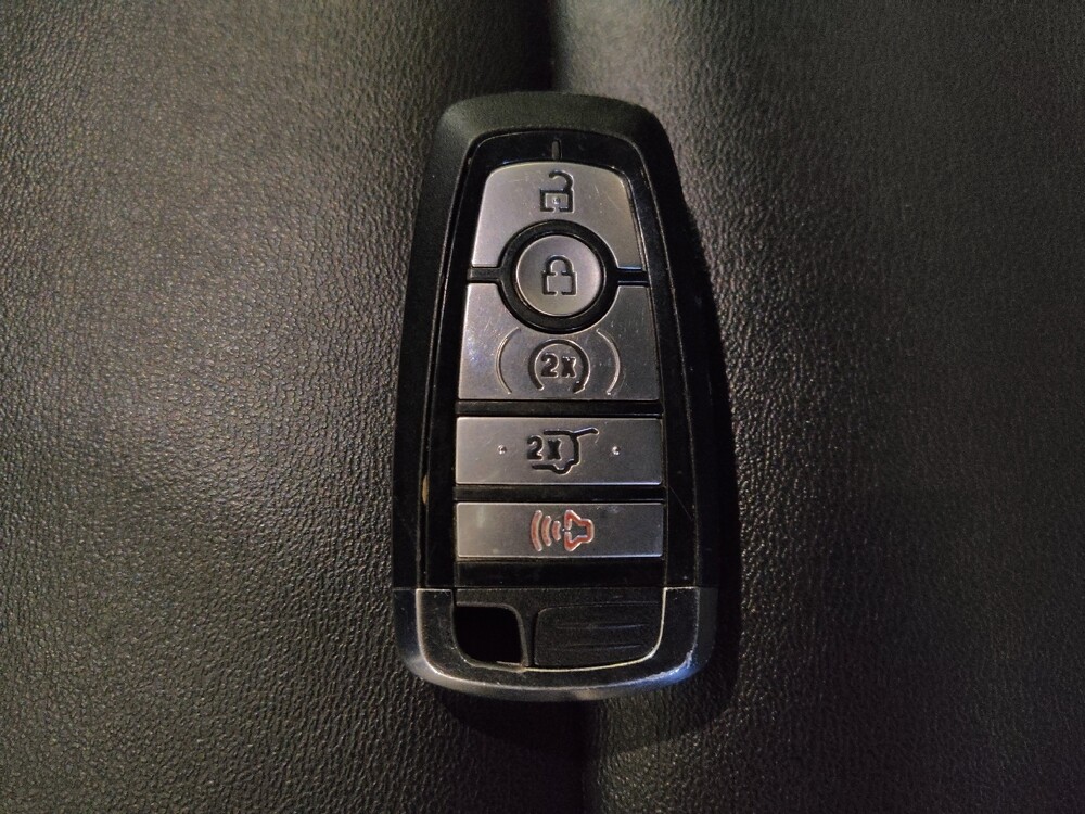 2023 Ford Explorer in Knoxville, TN 37923 - 18102851 32