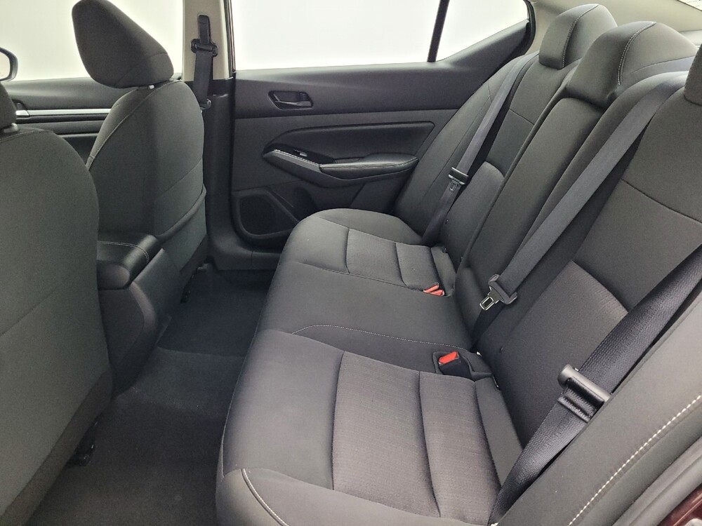 2023 Nissan Altima in Hialeah, FL 33014 - 18102856 18