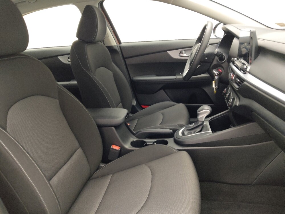 2023 Kia Forte in Gainesville, FL 32609 - 18102880 21