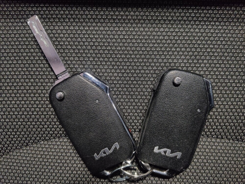 2023 Kia Forte in Gainesville, FL 32609 - 18102880 32