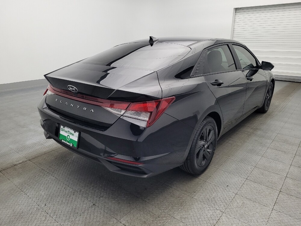 2023 Hyundai Elantra in Hialeah, FL 33014 - 18102892 9